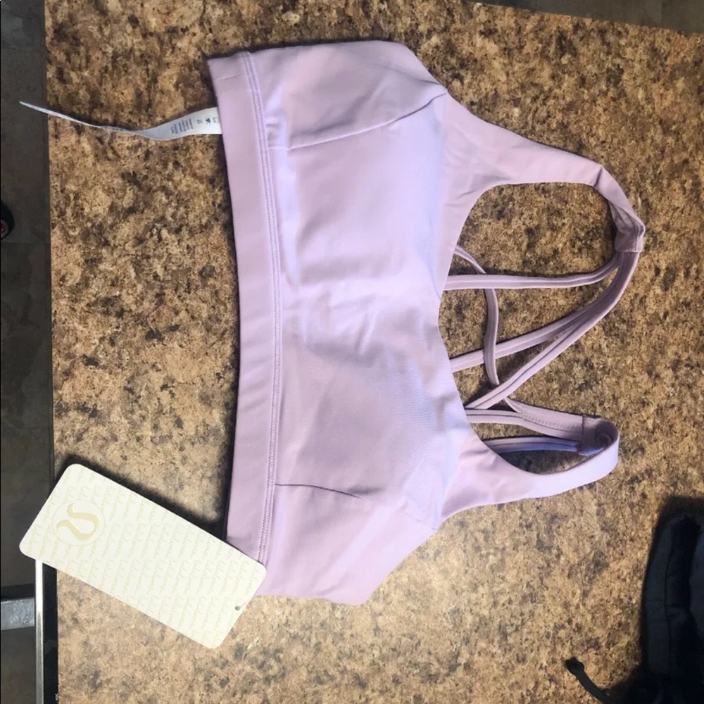 Lululemon sports bra size 8